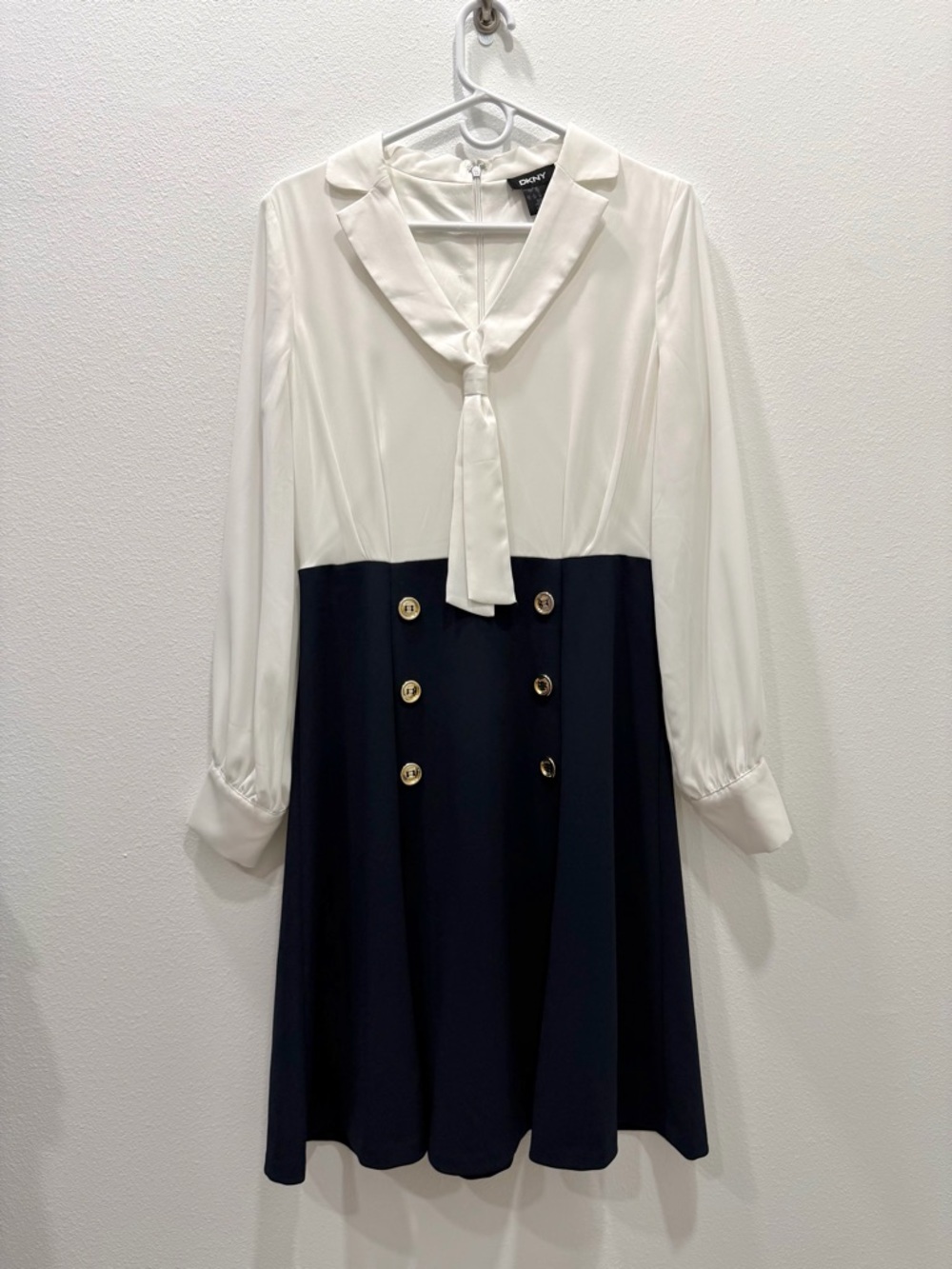 DKNY Color Block Tie Neck A-Line Dress Navy Ivory Size 10, like new